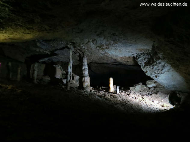 Tropfsteine, Teufelshöhle Pottenstein